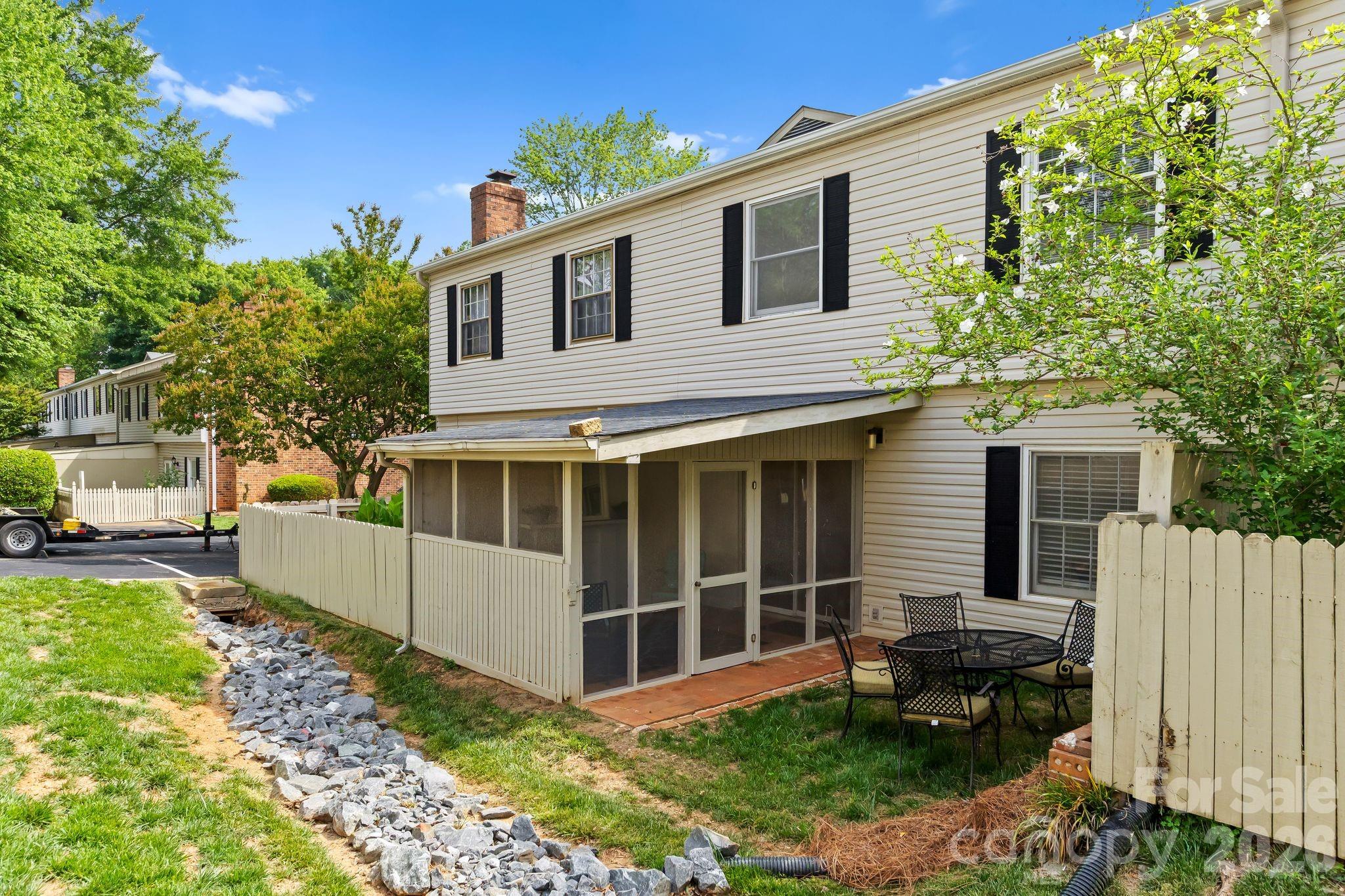 5941 Quail Hollow Road #E — Charlotte