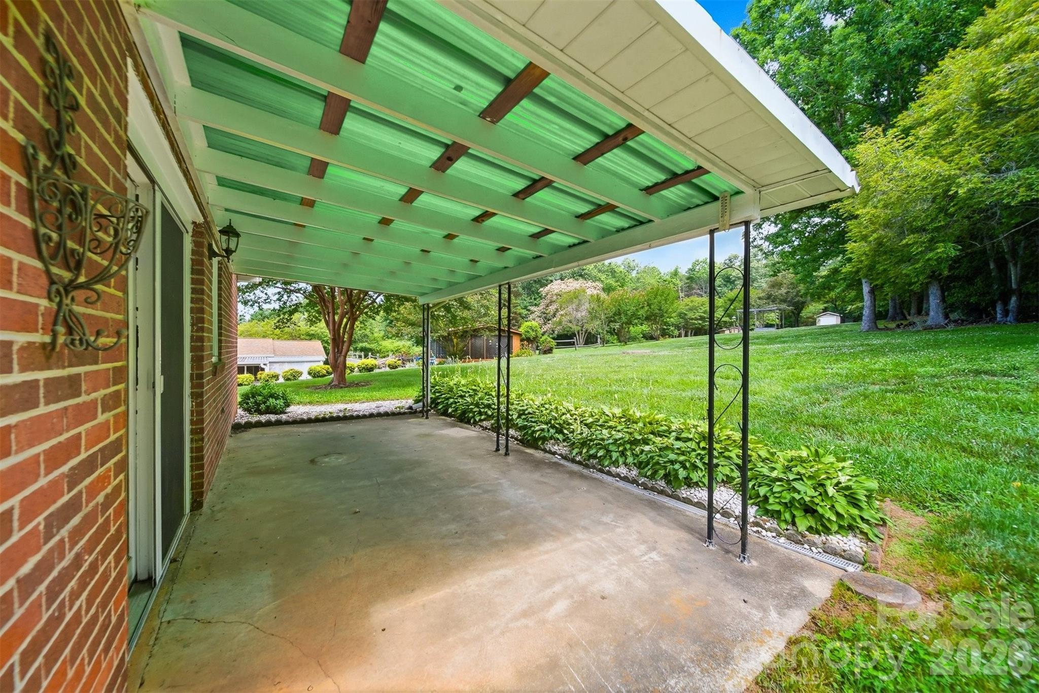 9357 Keller Avenue — Hildebran