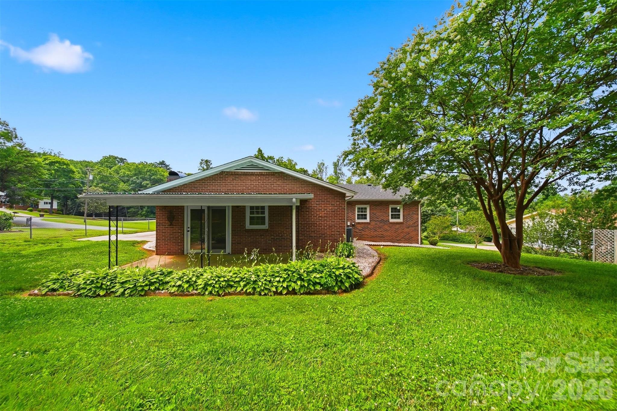 9357 Keller Avenue — Hildebran