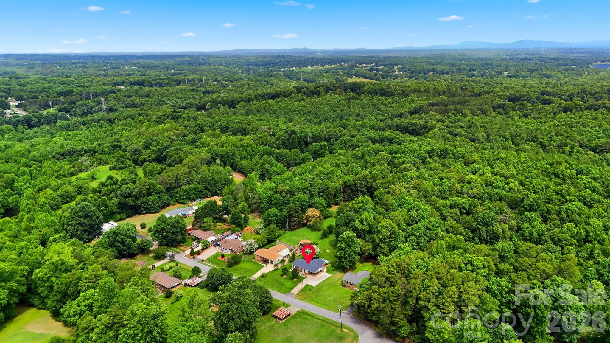 9357 Keller Avenue — Hildebran