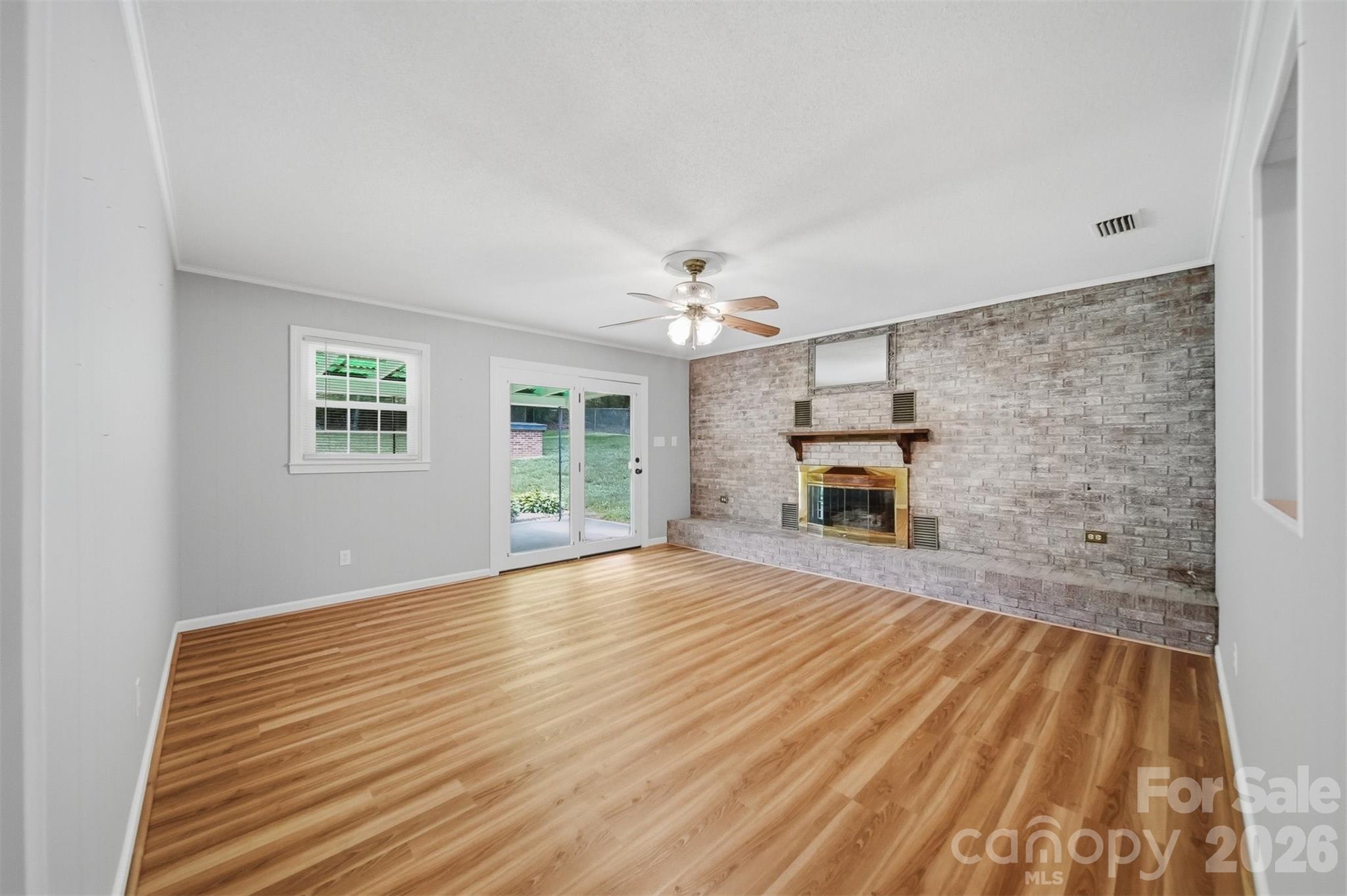 9357 Keller Avenue — Hildebran