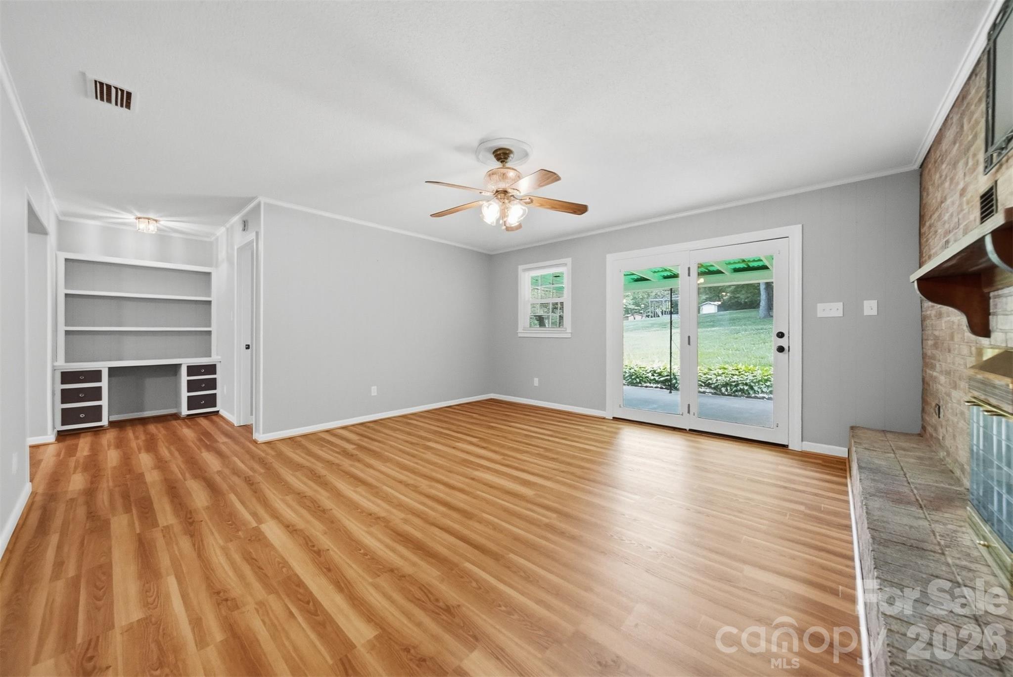 9357 Keller Avenue — Hildebran