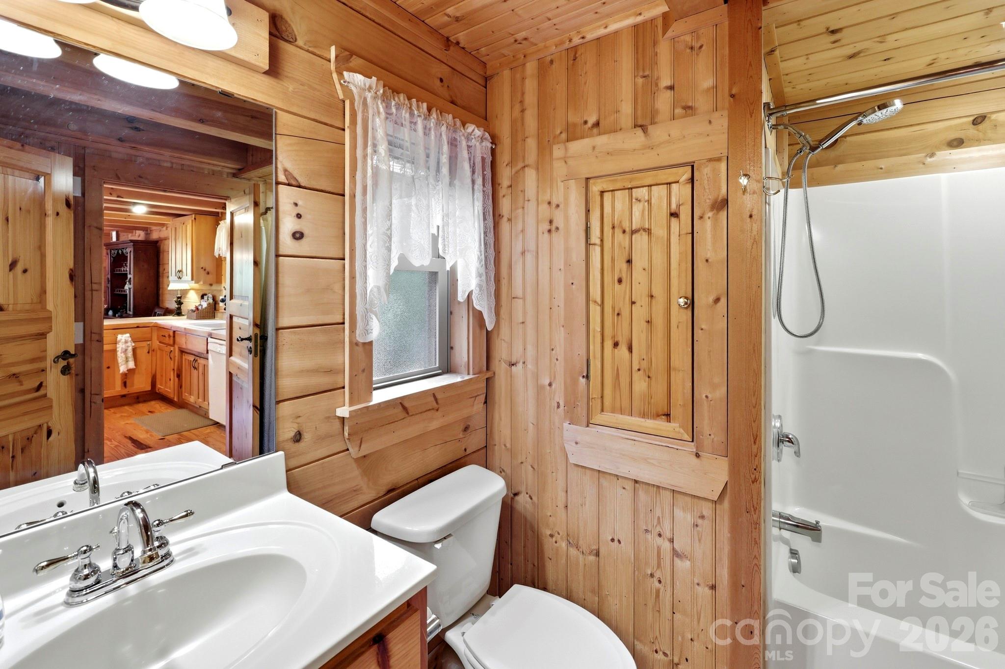 603 Laurel Lakes Parkway — Lake Lure