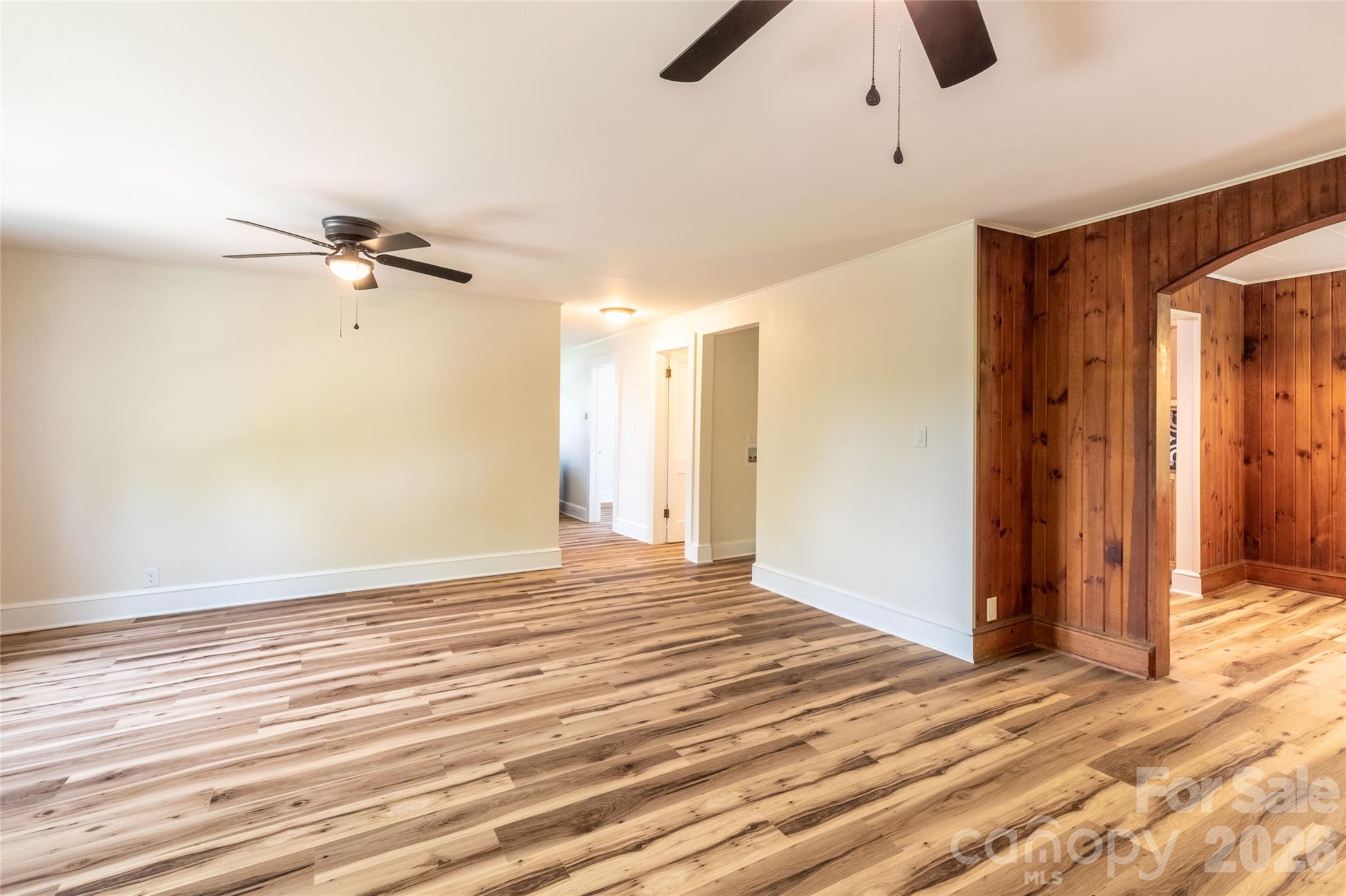 800 Main Street — Bryson City