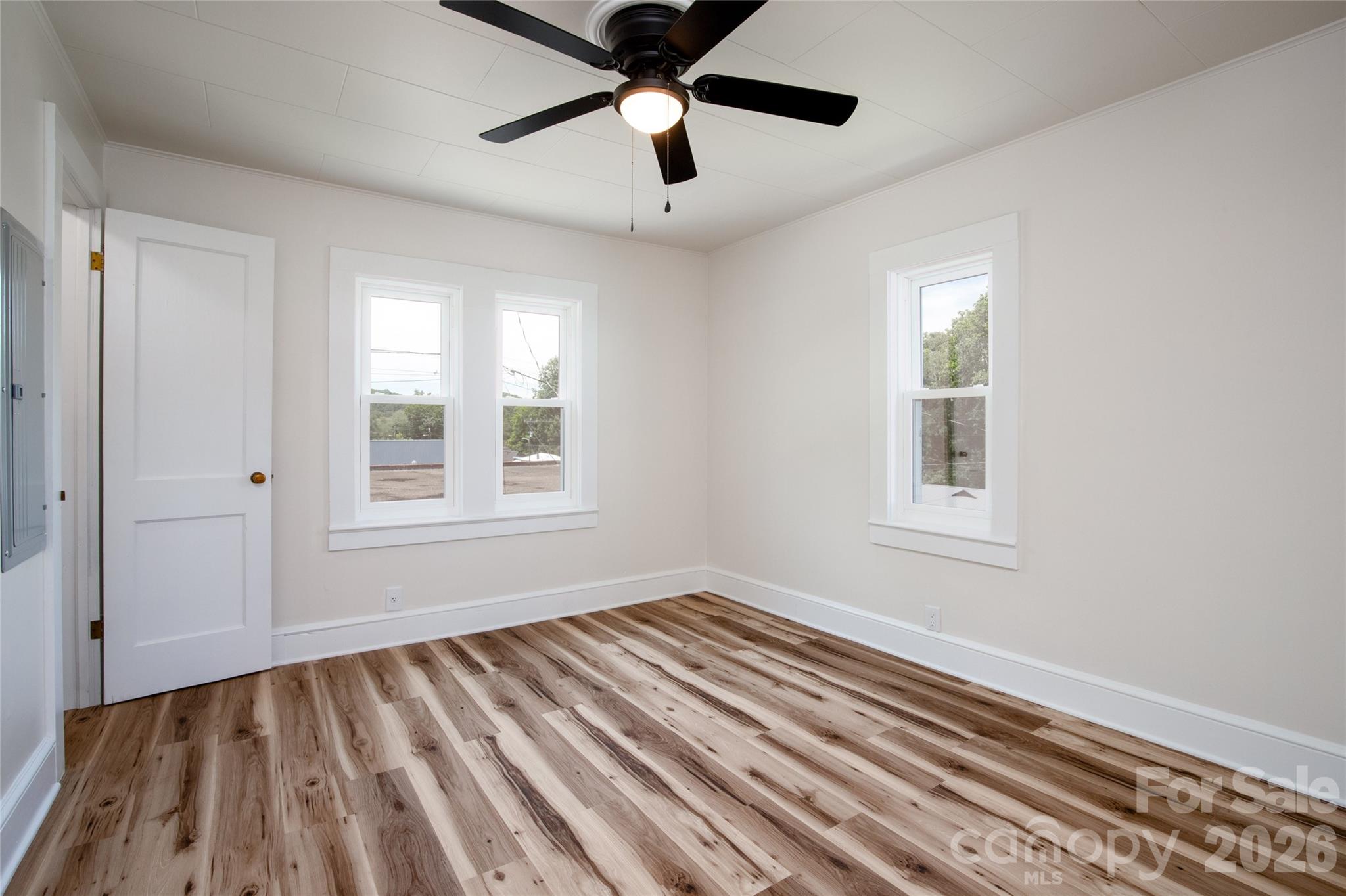 800 Main Street — Bryson City