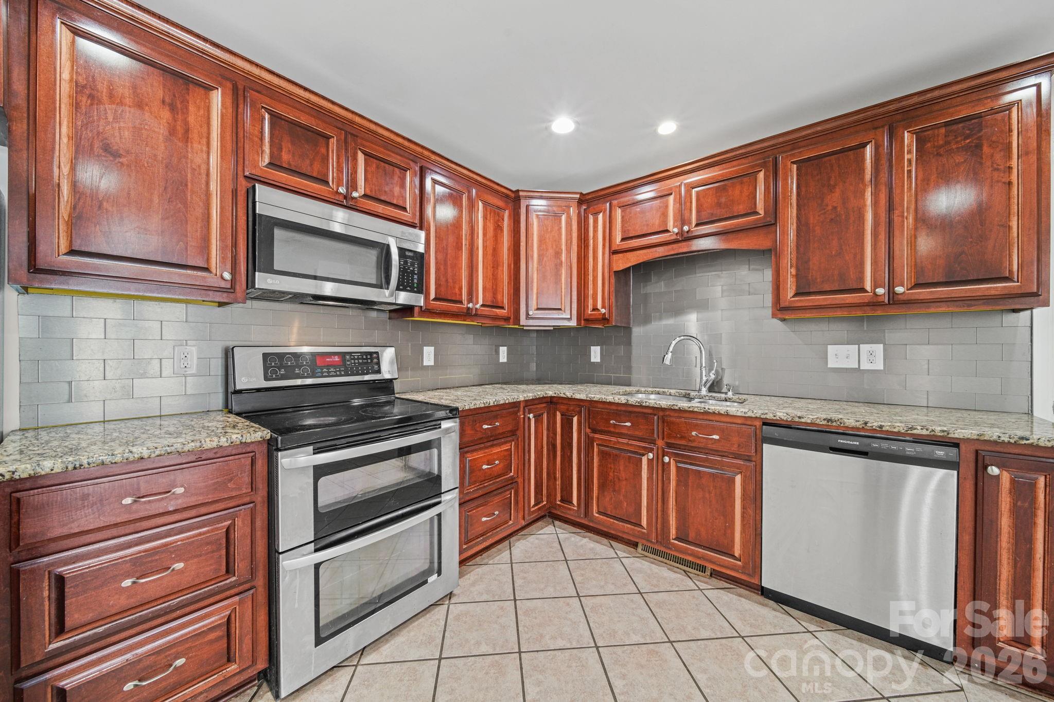 133 Polaris Drive — Wingate