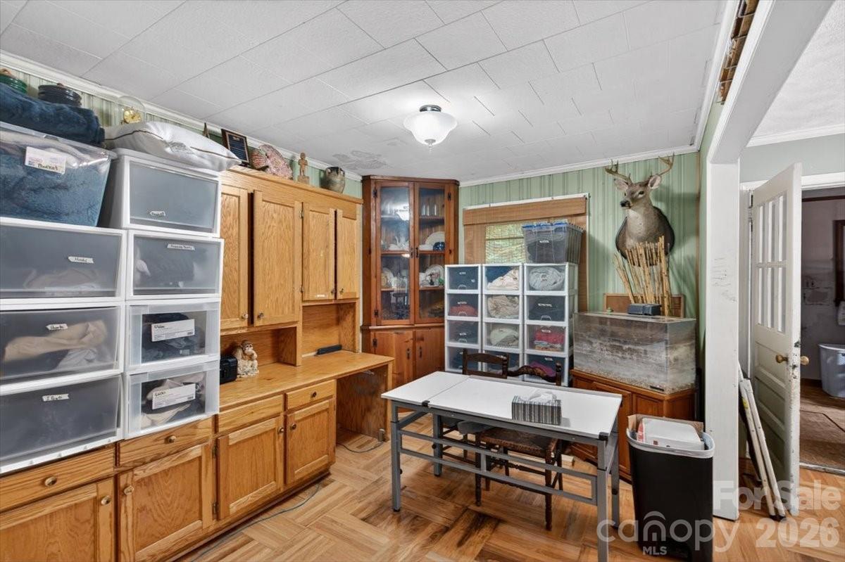 929 Shearers Road — Mooresville