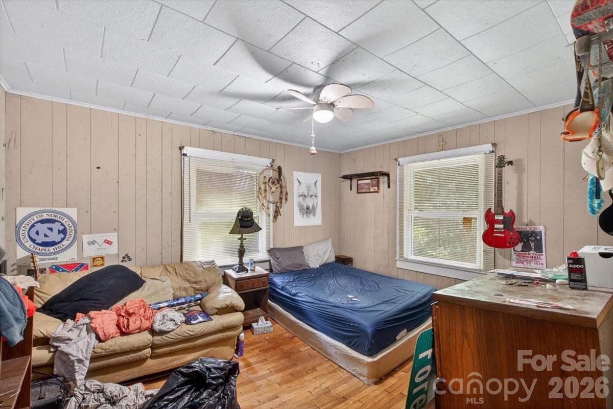929 Shearers Road — Mooresville