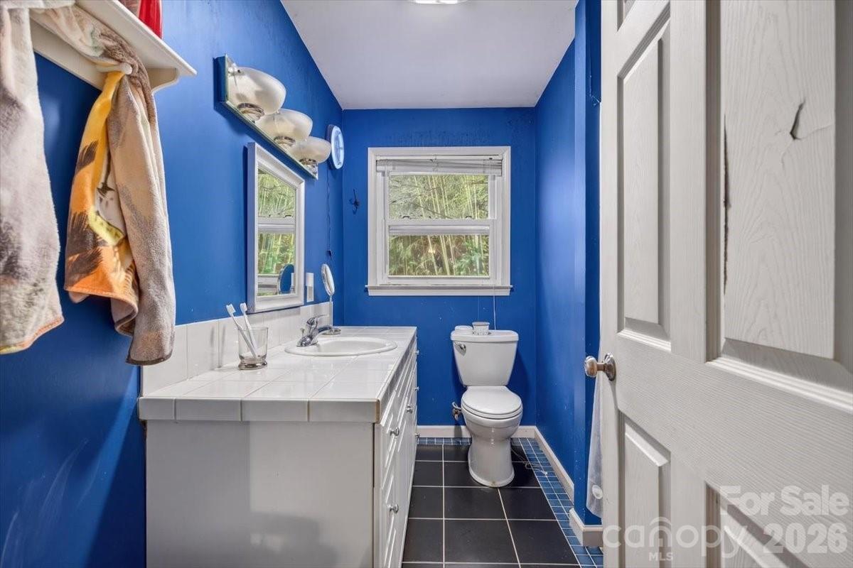 929 Shearers Road — Mooresville