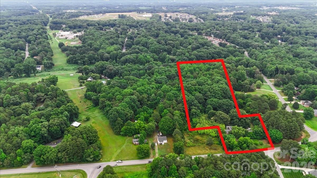 929 Shearers Road — Mooresville