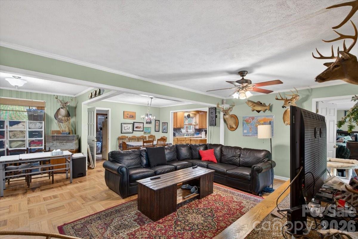 929 Shearers Road — Mooresville