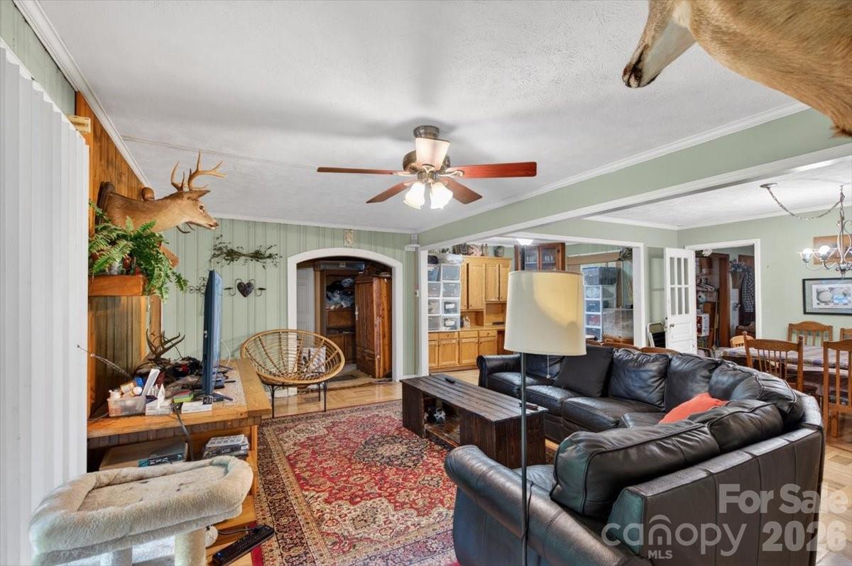 929 Shearers Road — Mooresville
