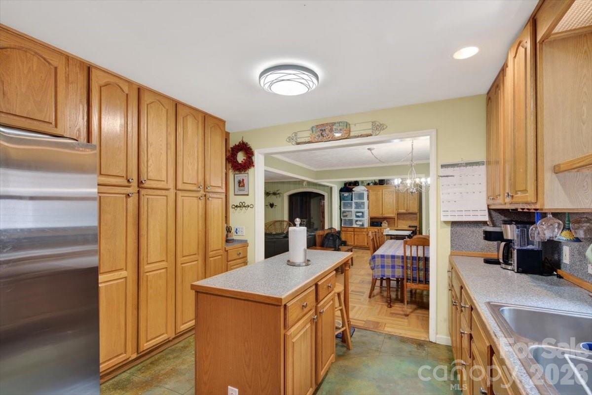 929 Shearers Road — Mooresville