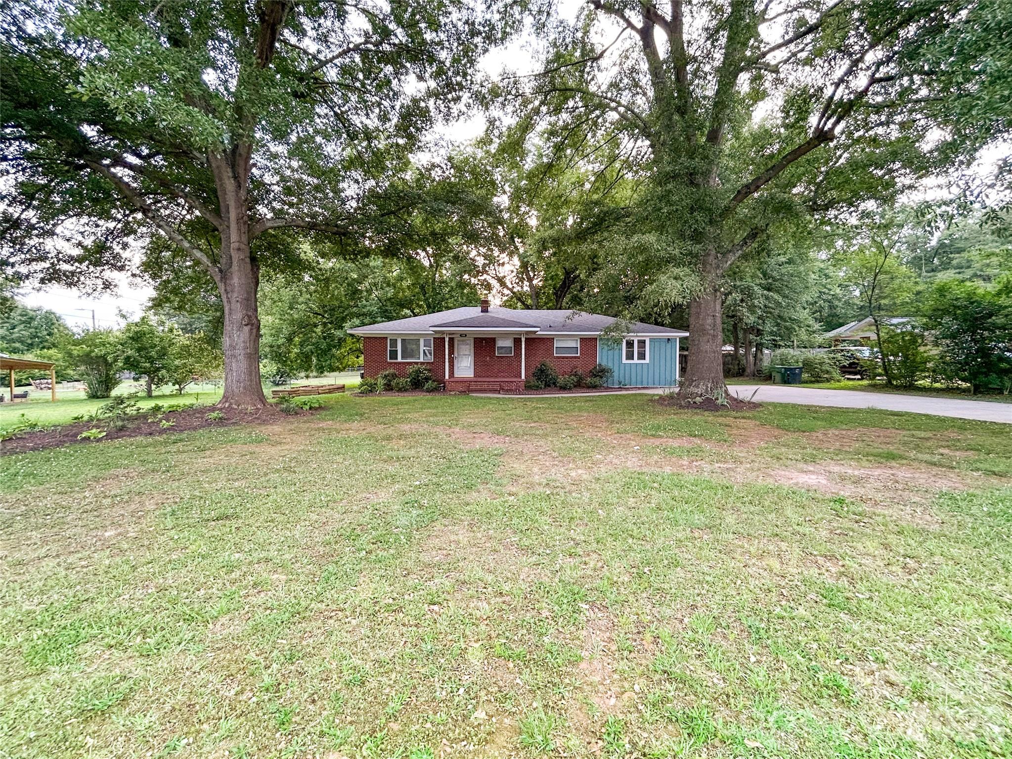 119 Hillcrest Street — Shelby