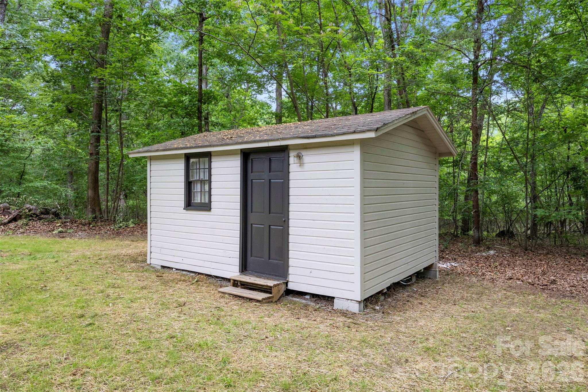 36183 Davis Drive — Albemarle