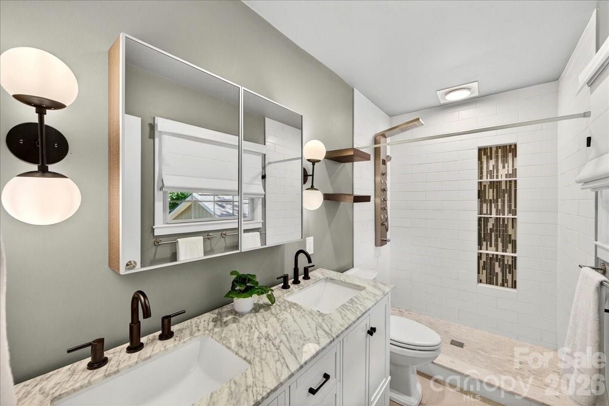 5451 Addison Drive — Charlotte