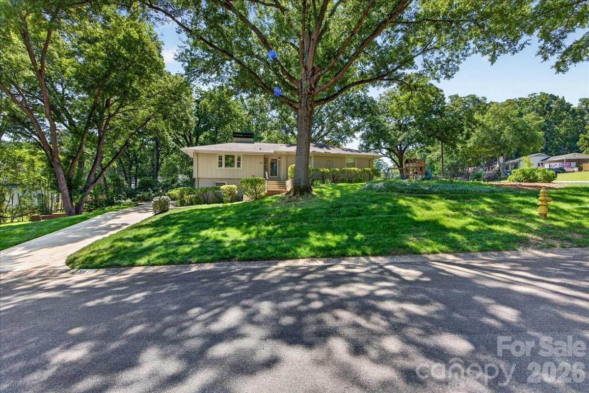 5451 Addison Drive — Charlotte