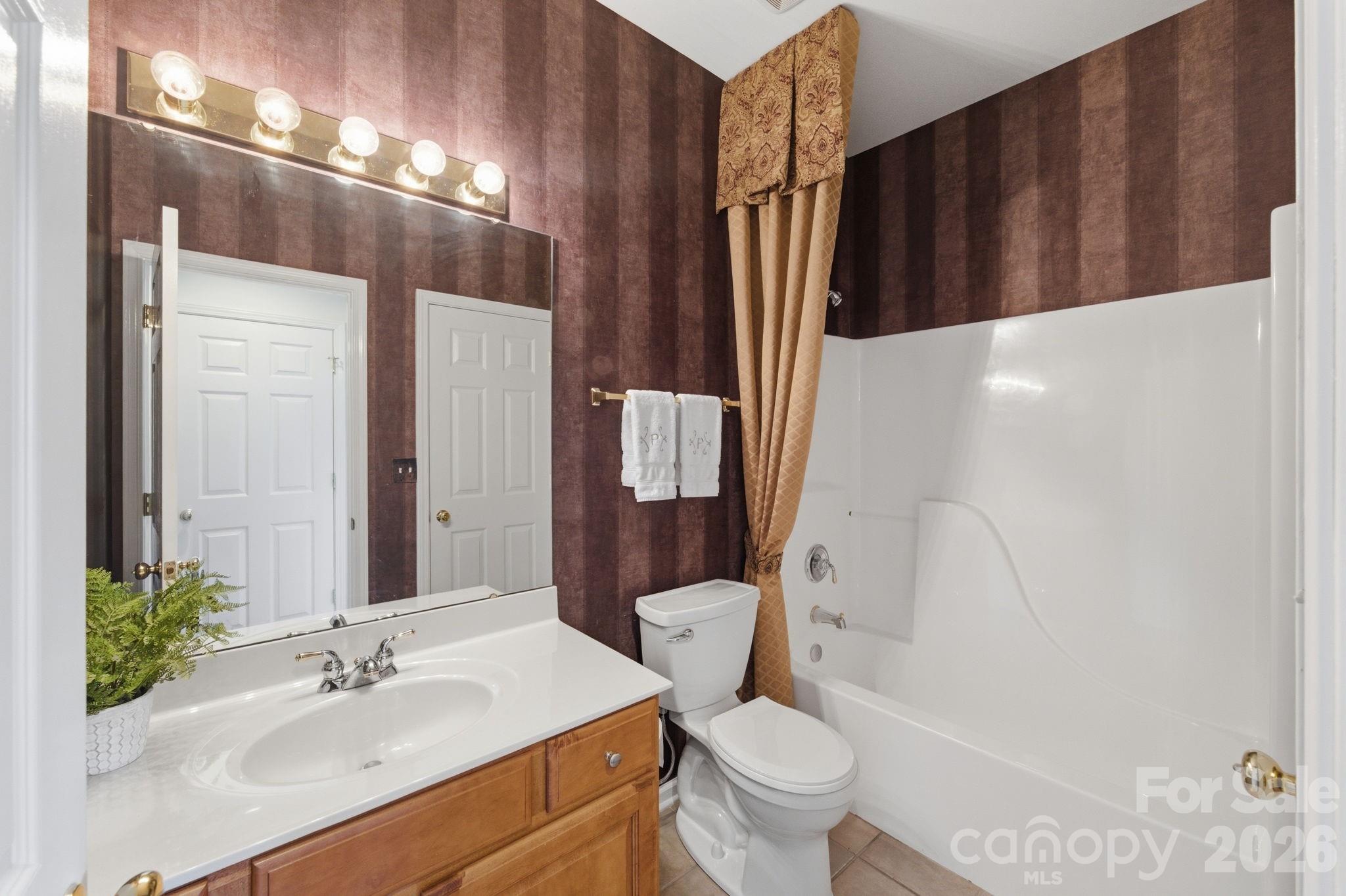 15936 Northstone Drive — Huntersville
