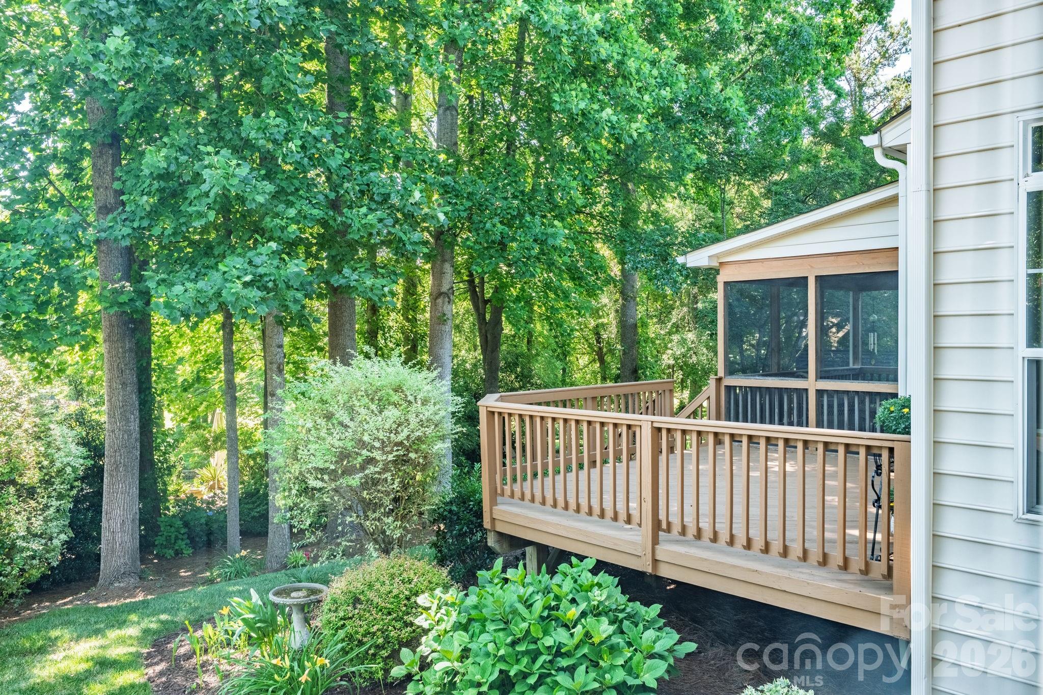 15936 Northstone Drive — Huntersville