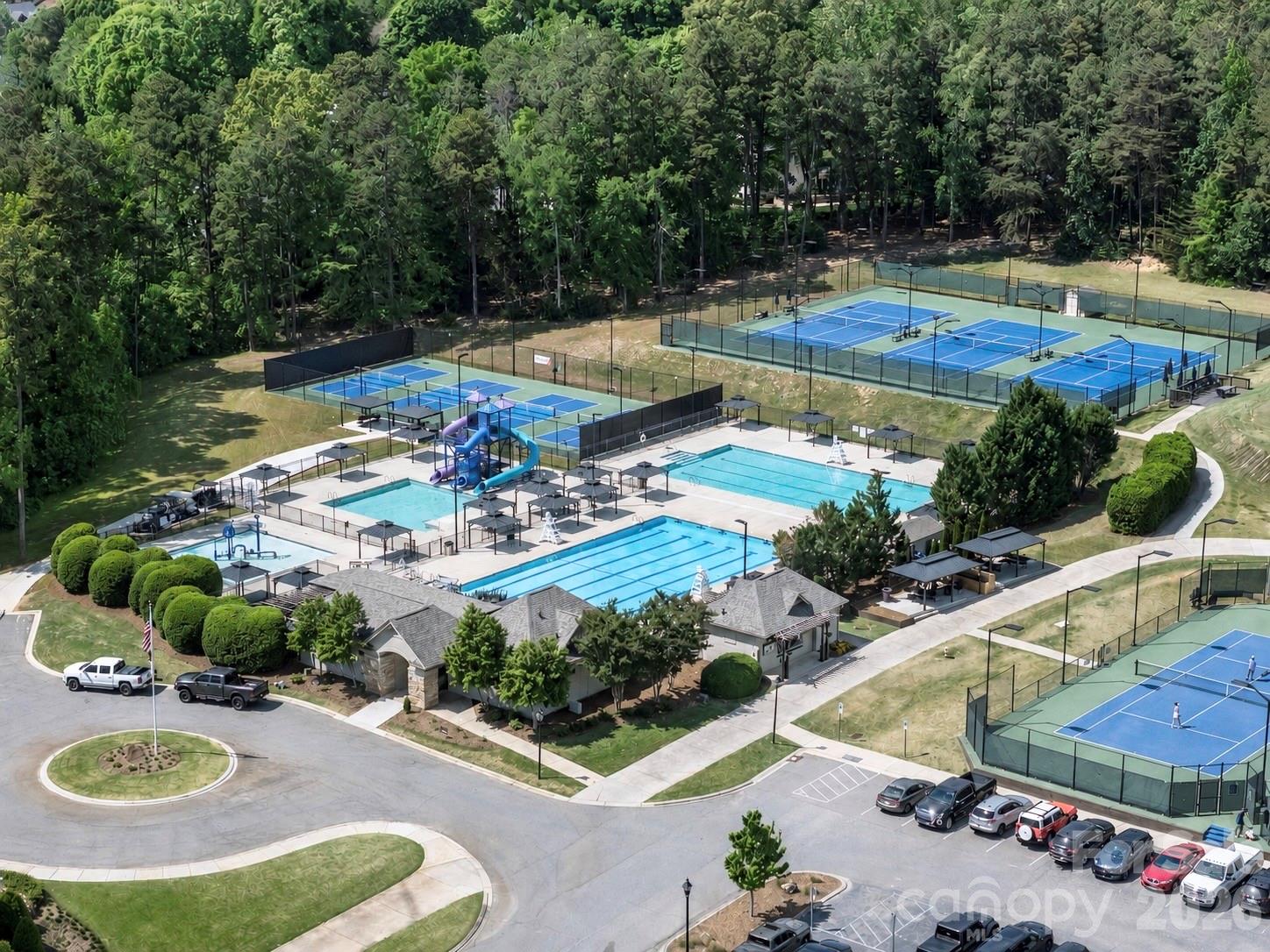 15936 Northstone Drive — Huntersville