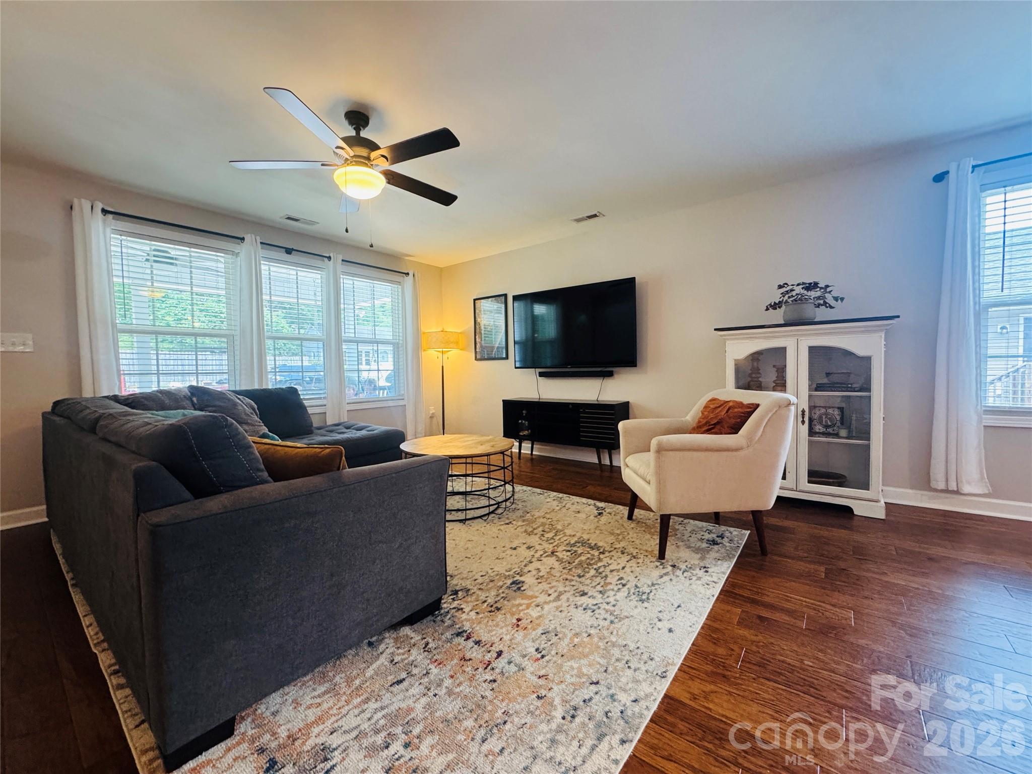 525 Ridge Avenue — China Grove