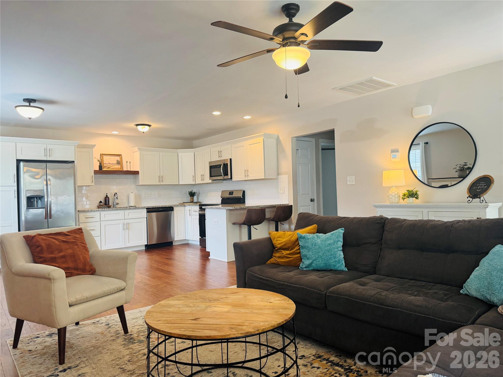 525 Ridge Avenue — China Grove