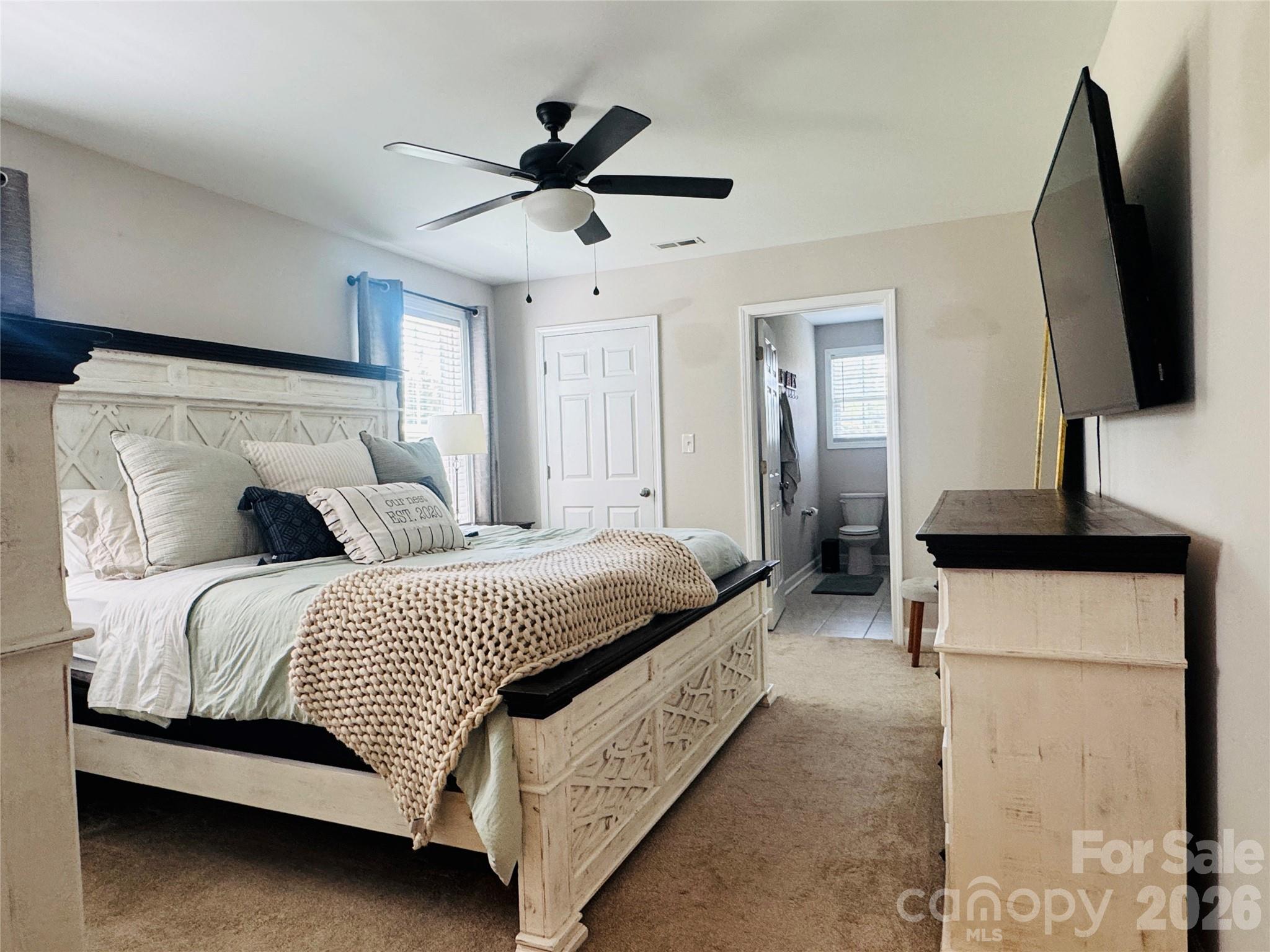 525 Ridge Avenue — China Grove