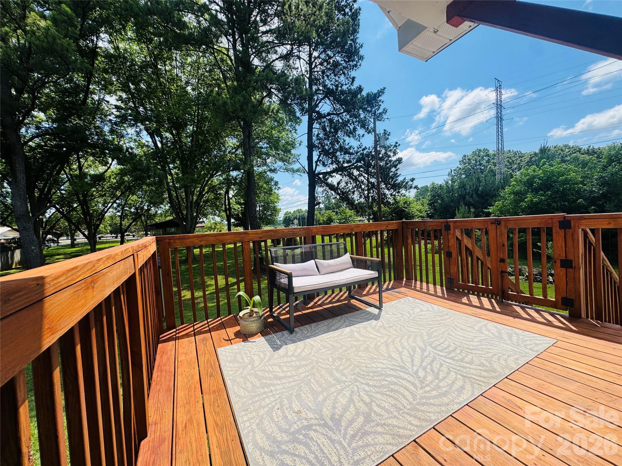 525 Ridge Avenue — China Grove