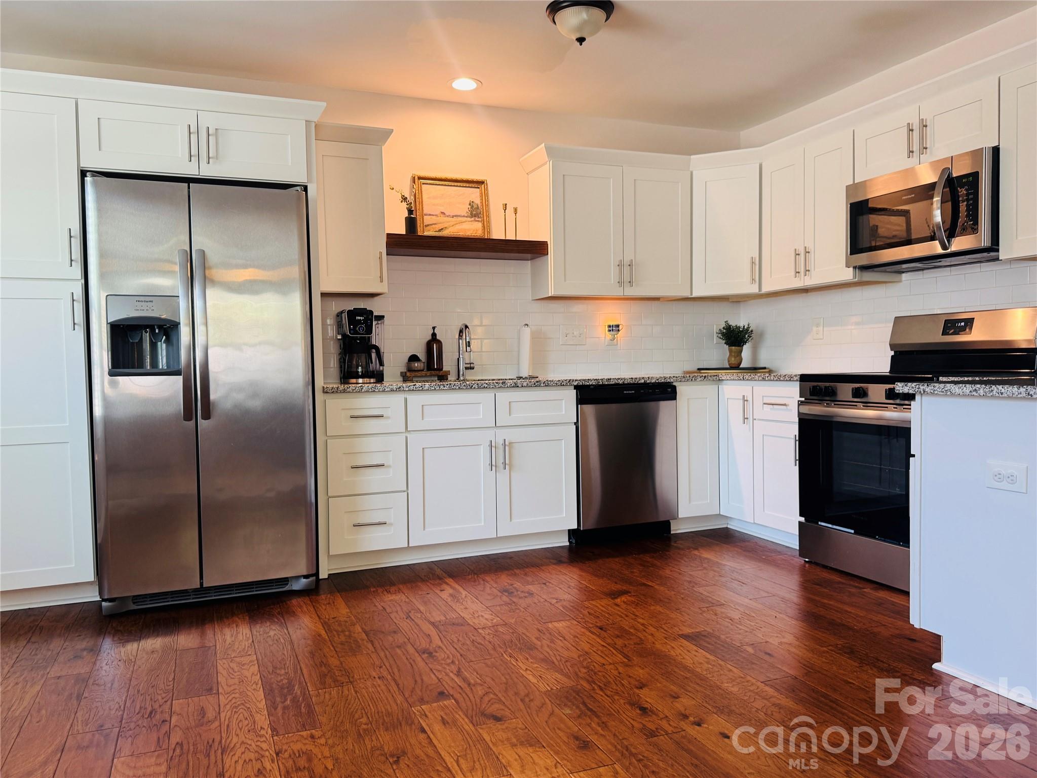 525 Ridge Avenue — China Grove