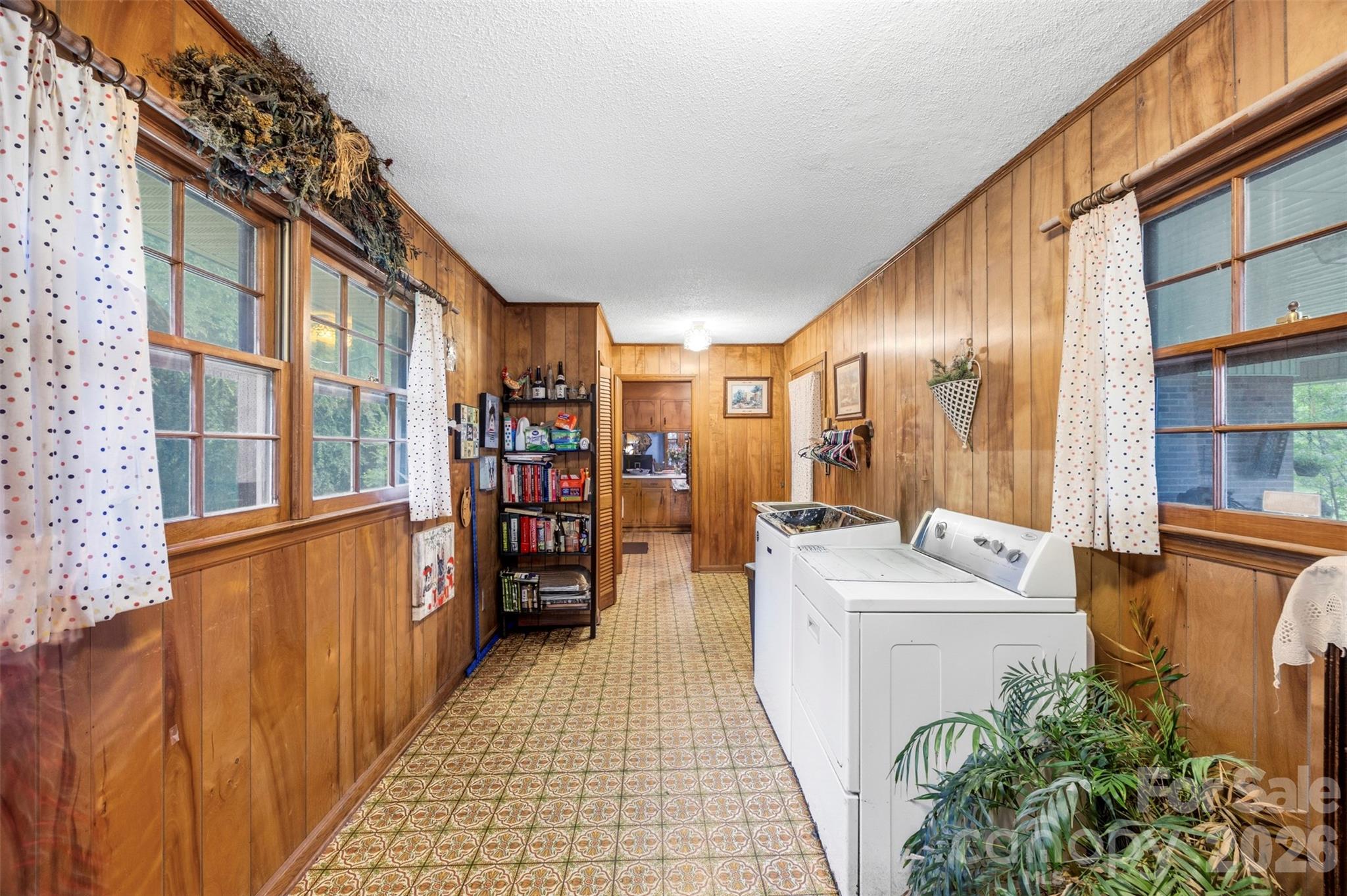 5139 E Dixon Boulevard — Kings Mountain
