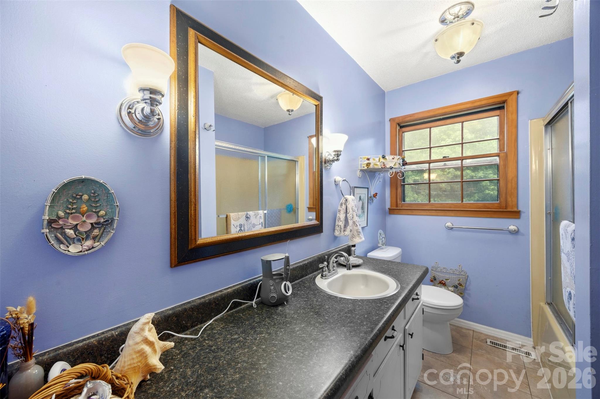 5139 E Dixon Boulevard — Kings Mountain