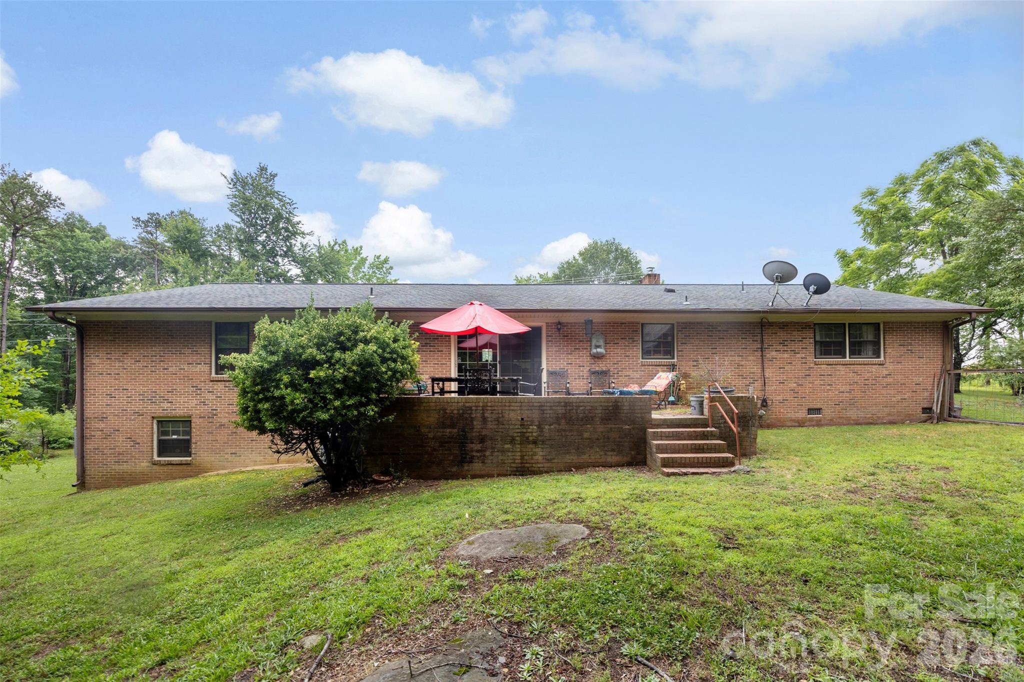 5139 E Dixon Boulevard — Kings Mountain