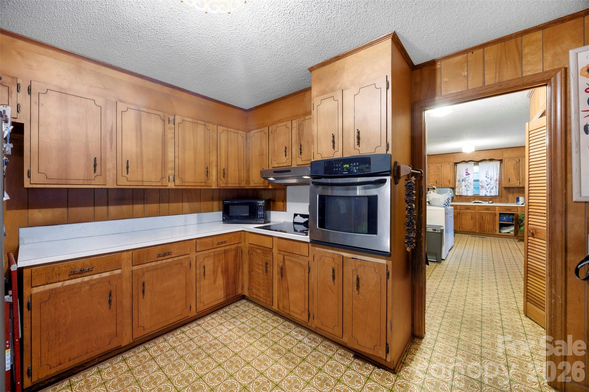 5139 E Dixon Boulevard — Kings Mountain