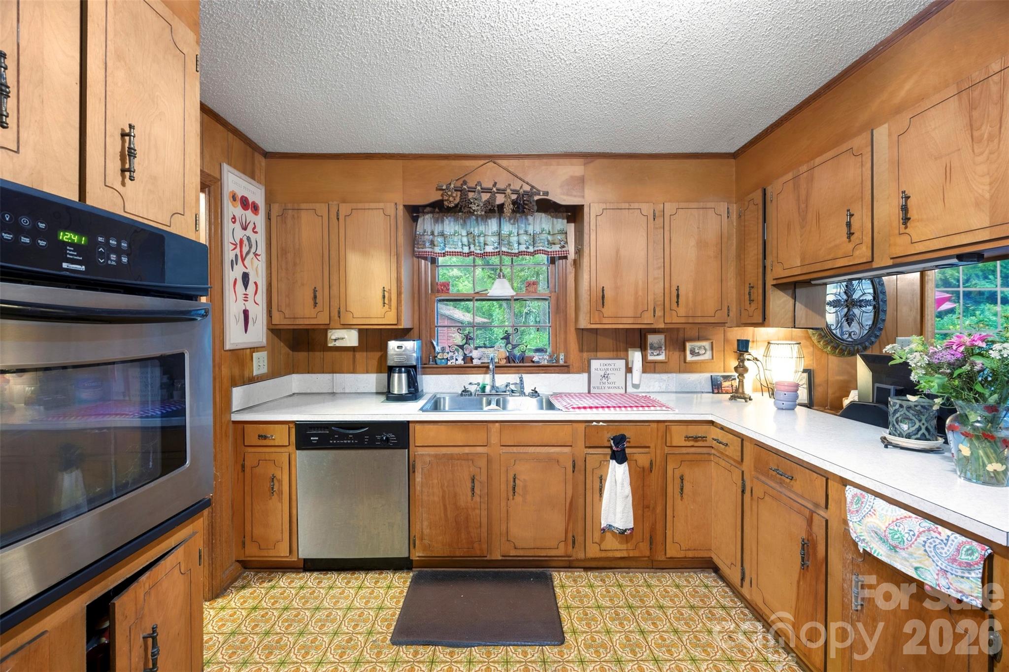 5139 E Dixon Boulevard — Kings Mountain