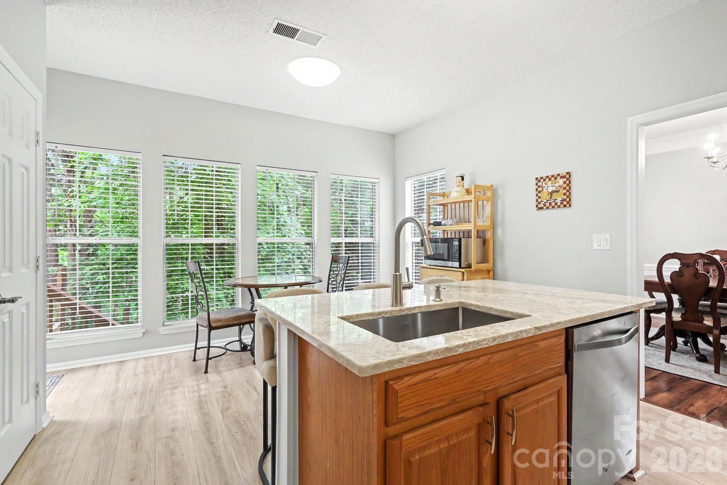 4710 Kirkgard Trail — Charlotte