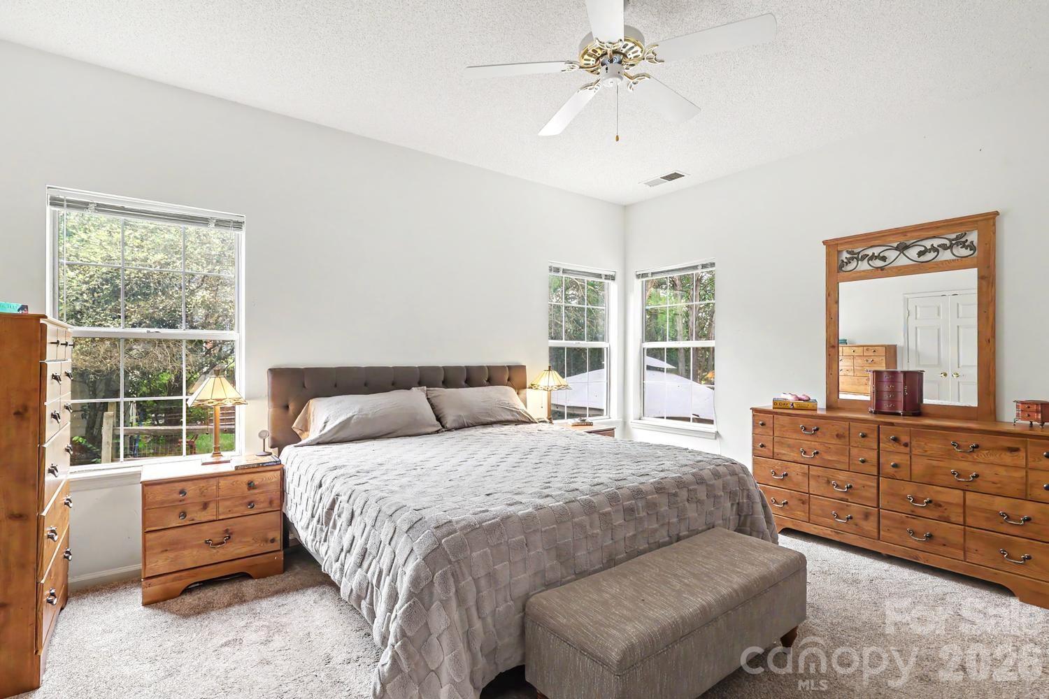 4710 Kirkgard Trail — Charlotte