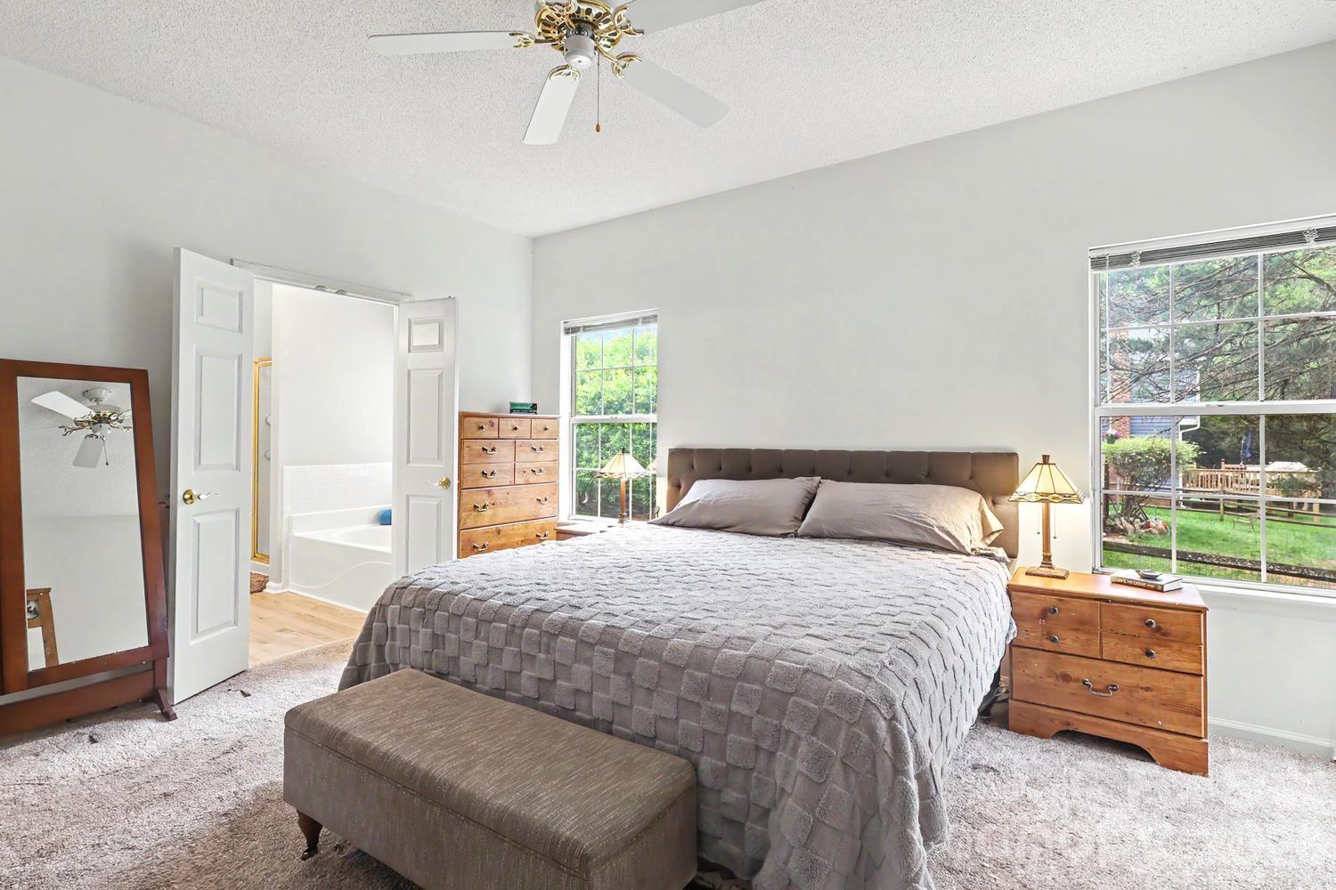 4710 Kirkgard Trail — Charlotte