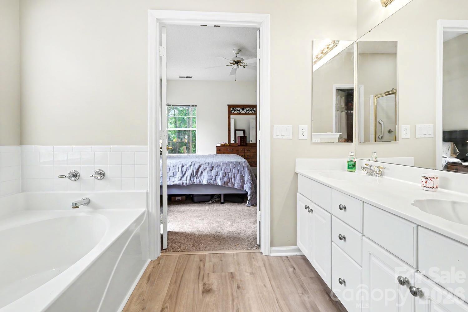 4710 Kirkgard Trail — Charlotte