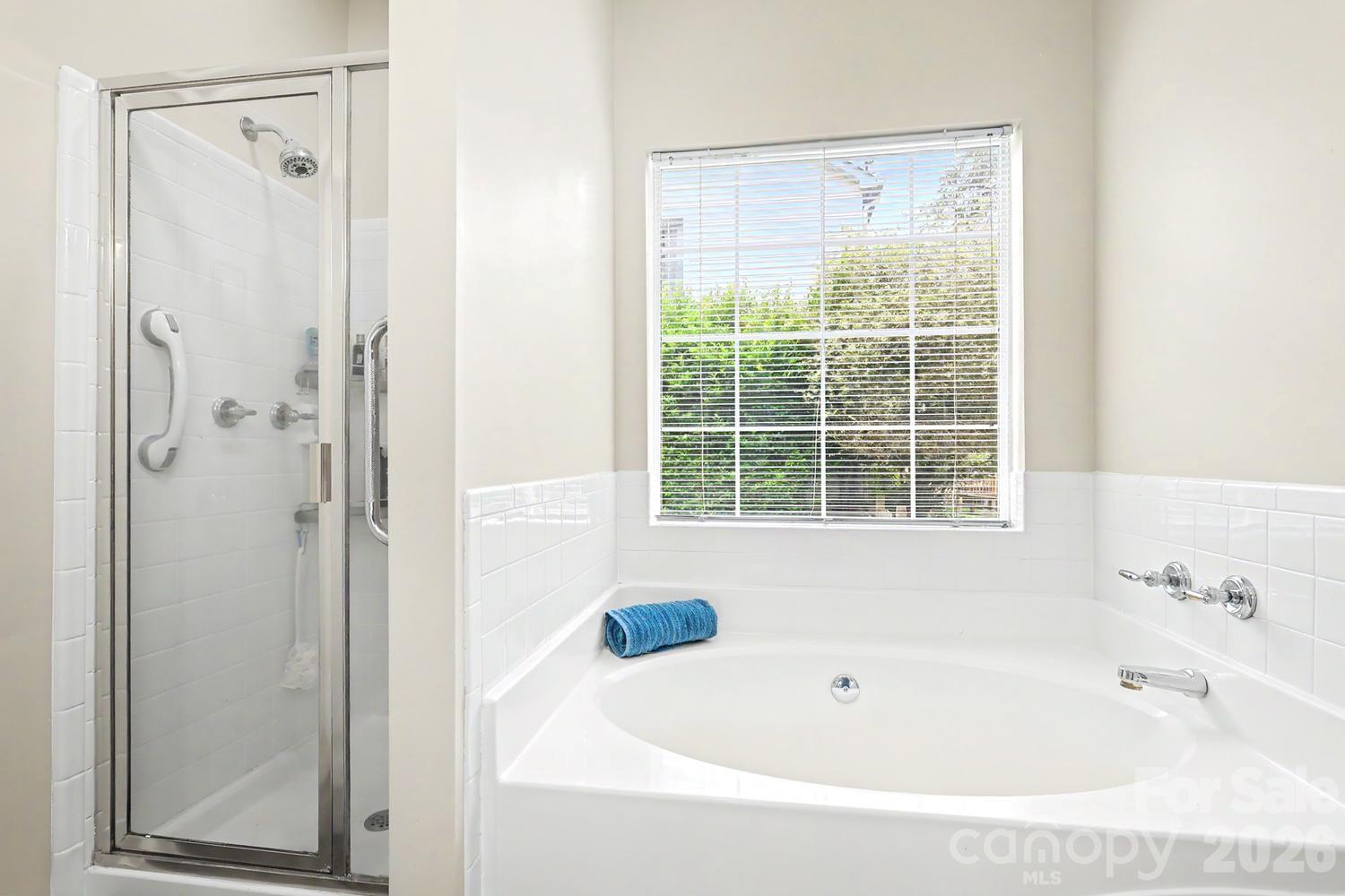 4710 Kirkgard Trail — Charlotte
