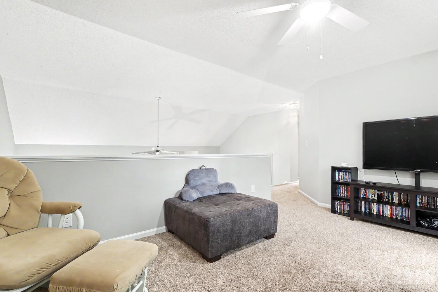 4710 Kirkgard Trail — Charlotte