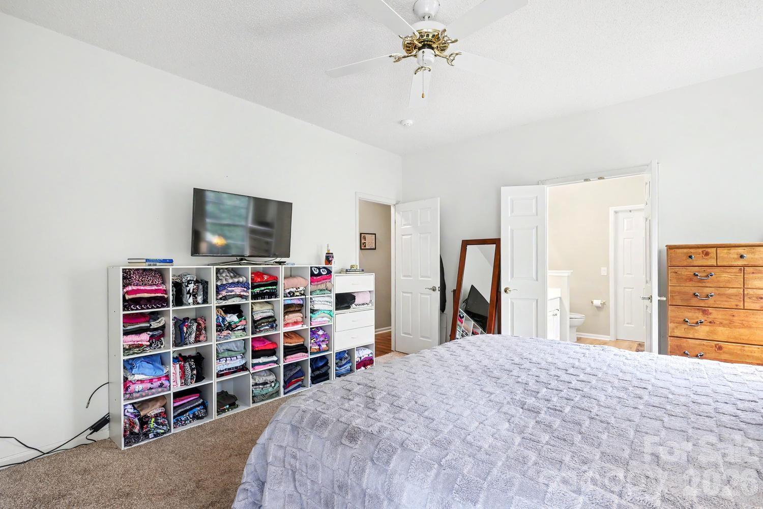 4710 Kirkgard Trail — Charlotte