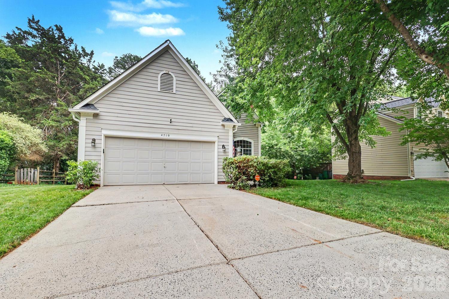 4710 Kirkgard Trail — Charlotte