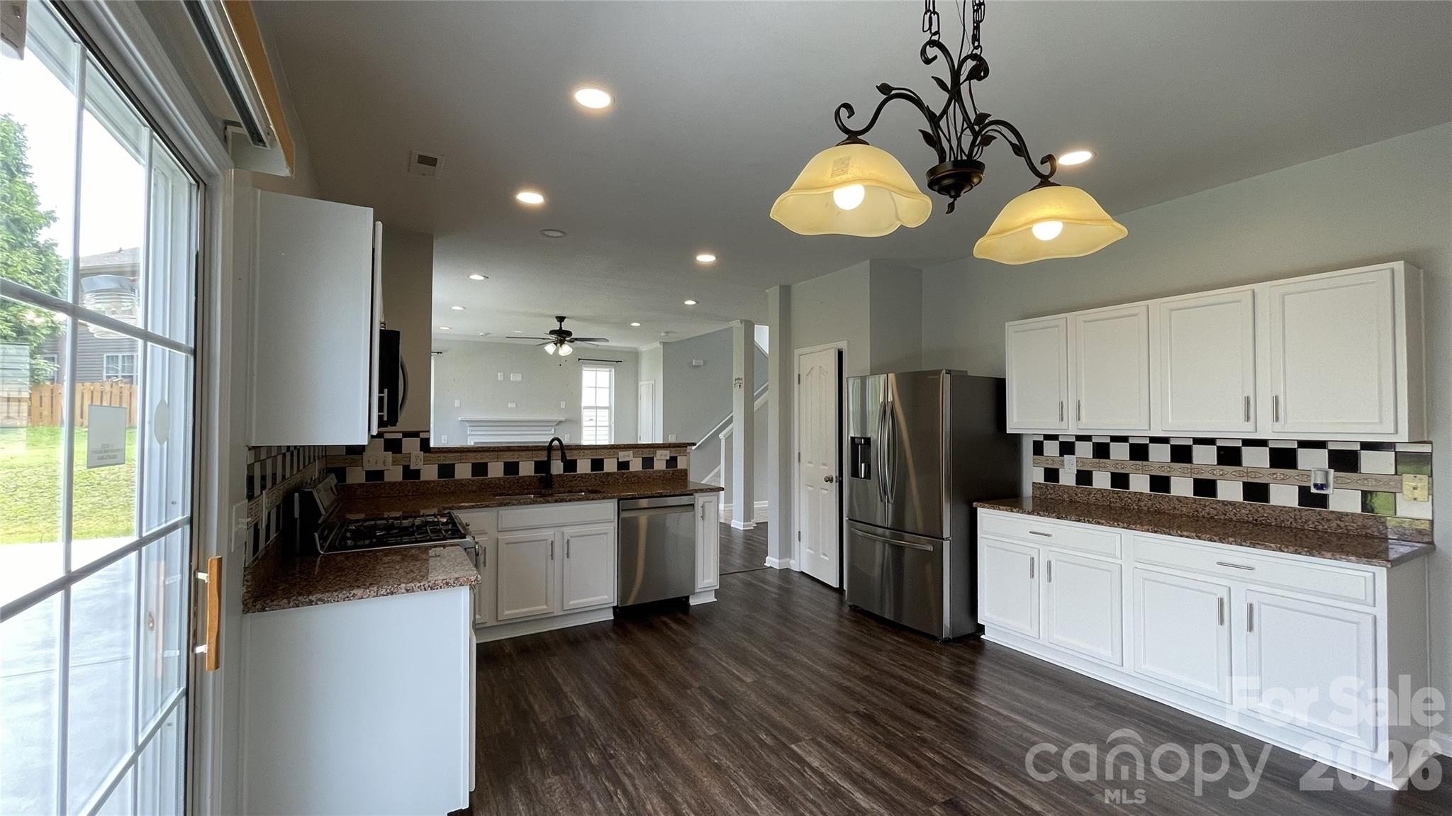17425 Westmill Lane — Charlotte