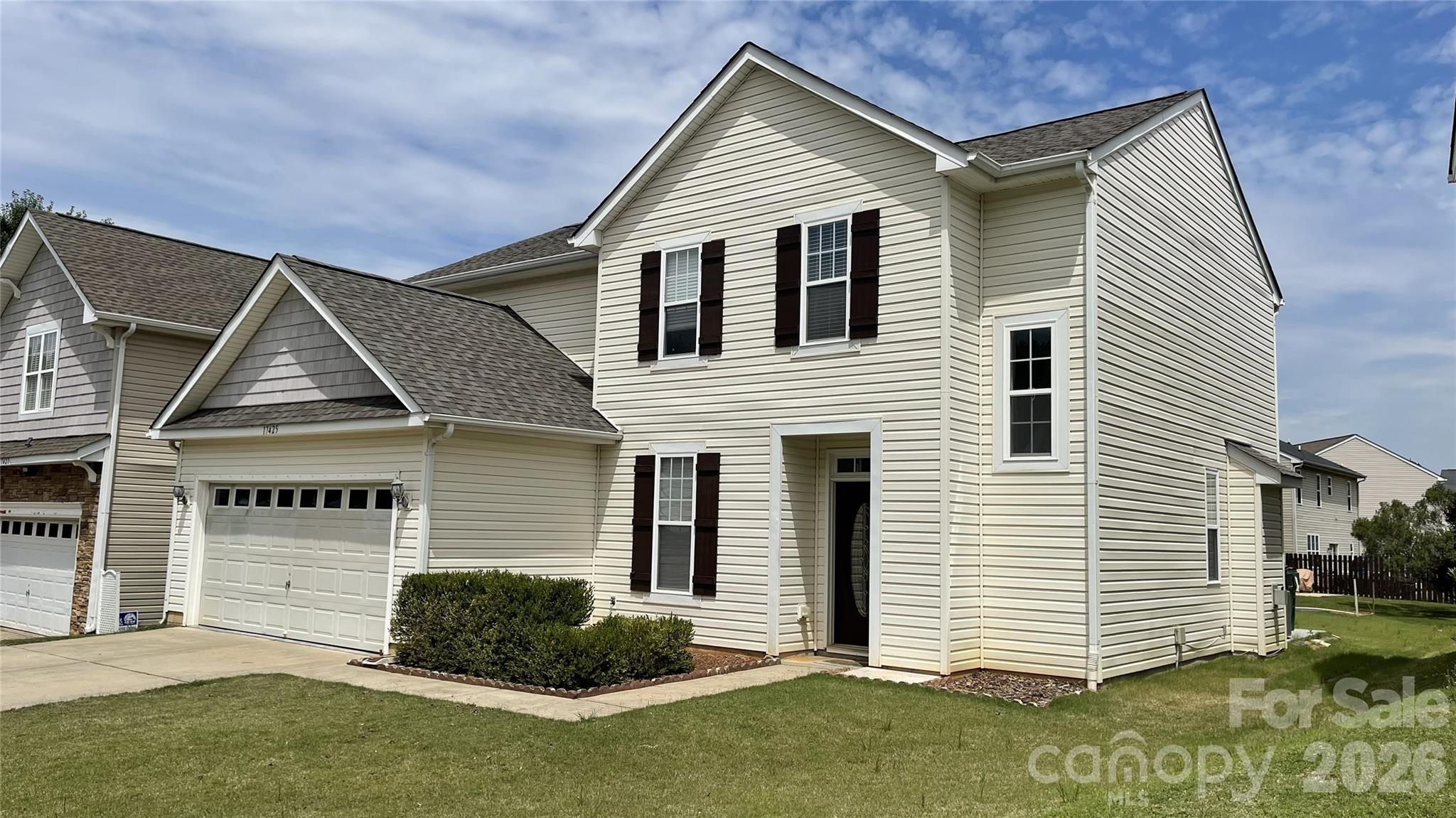 17425 Westmill Lane — Charlotte