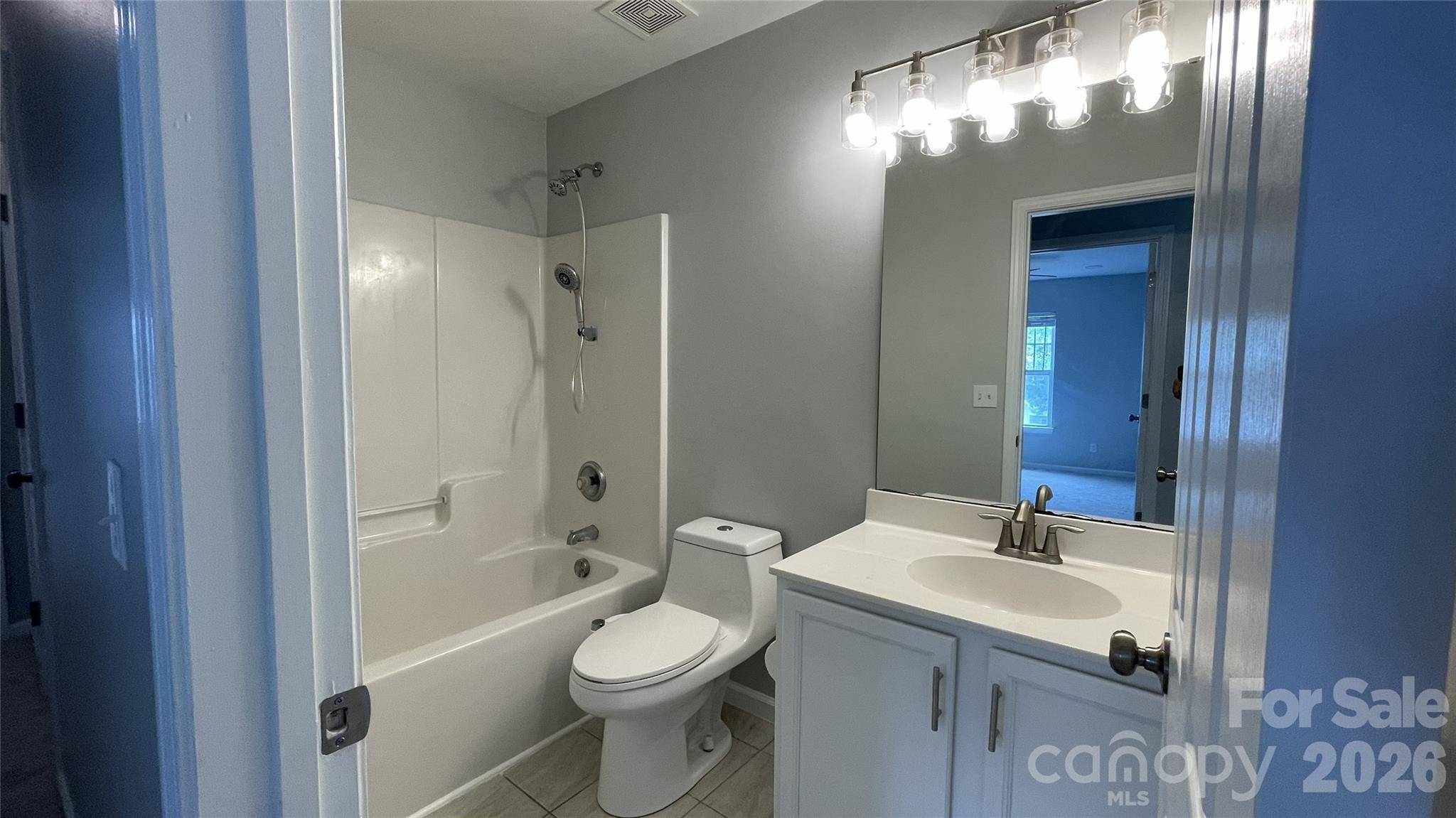 17425 Westmill Lane — Charlotte