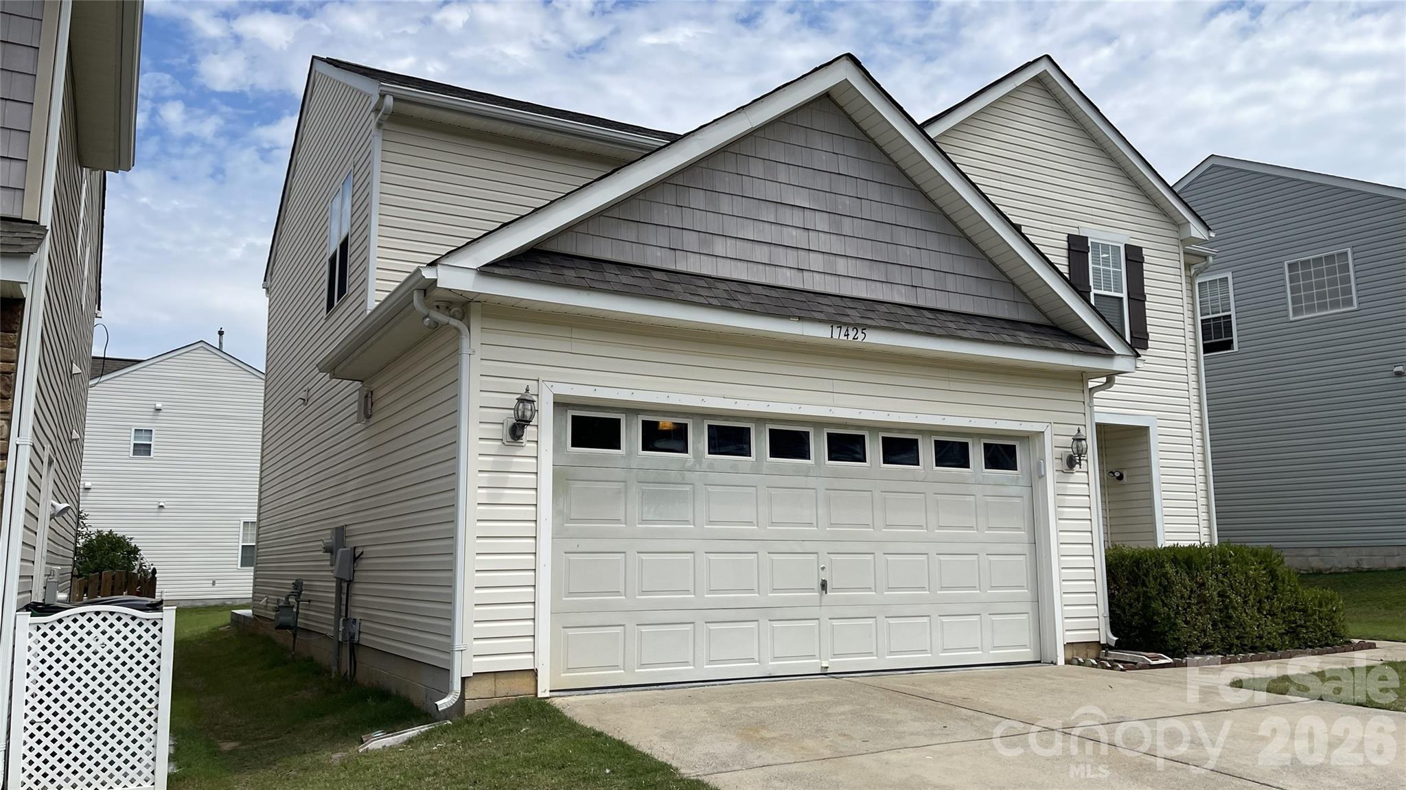 17425 Westmill Lane — Charlotte