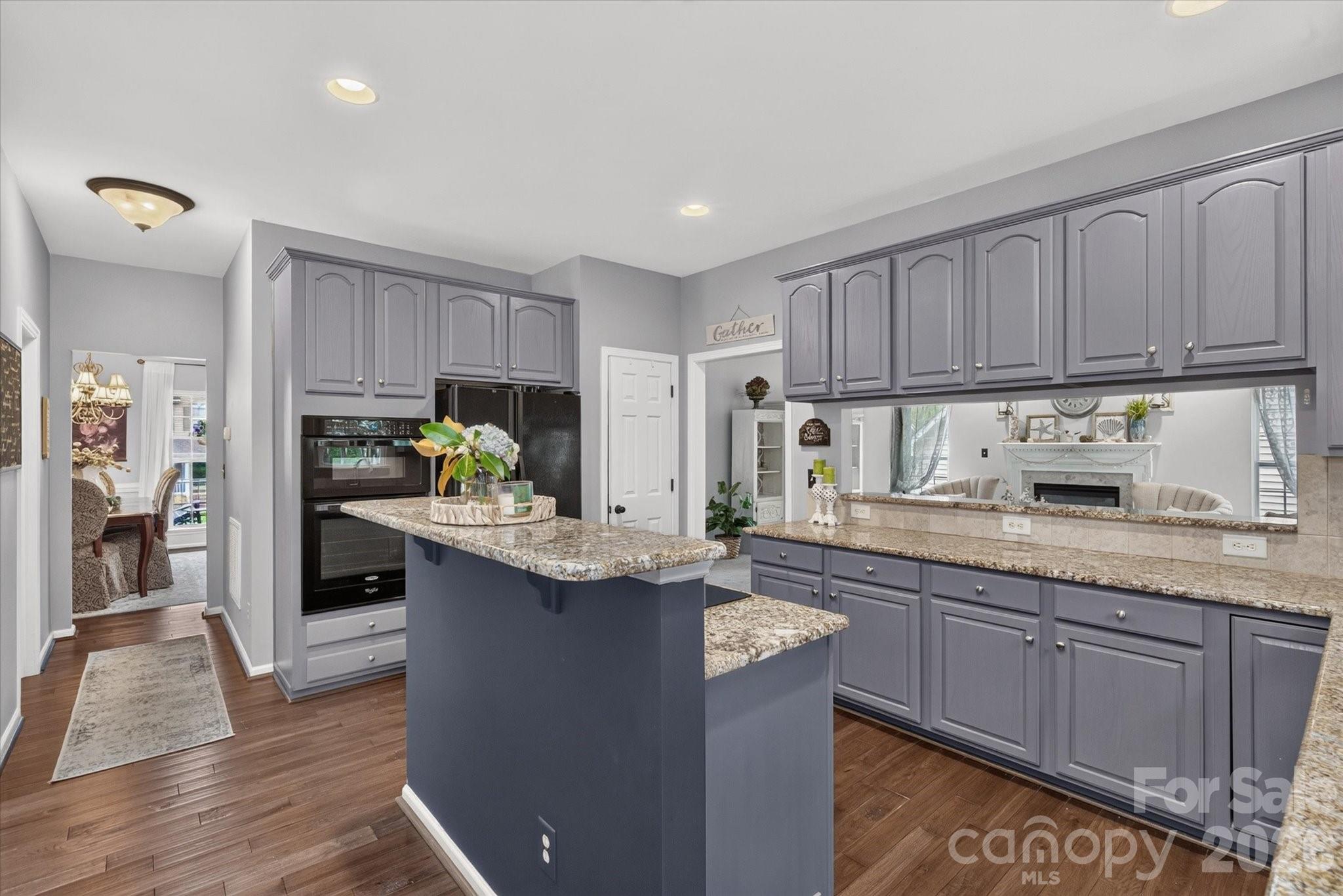 4134 Oakton Ridge Court — Matthews