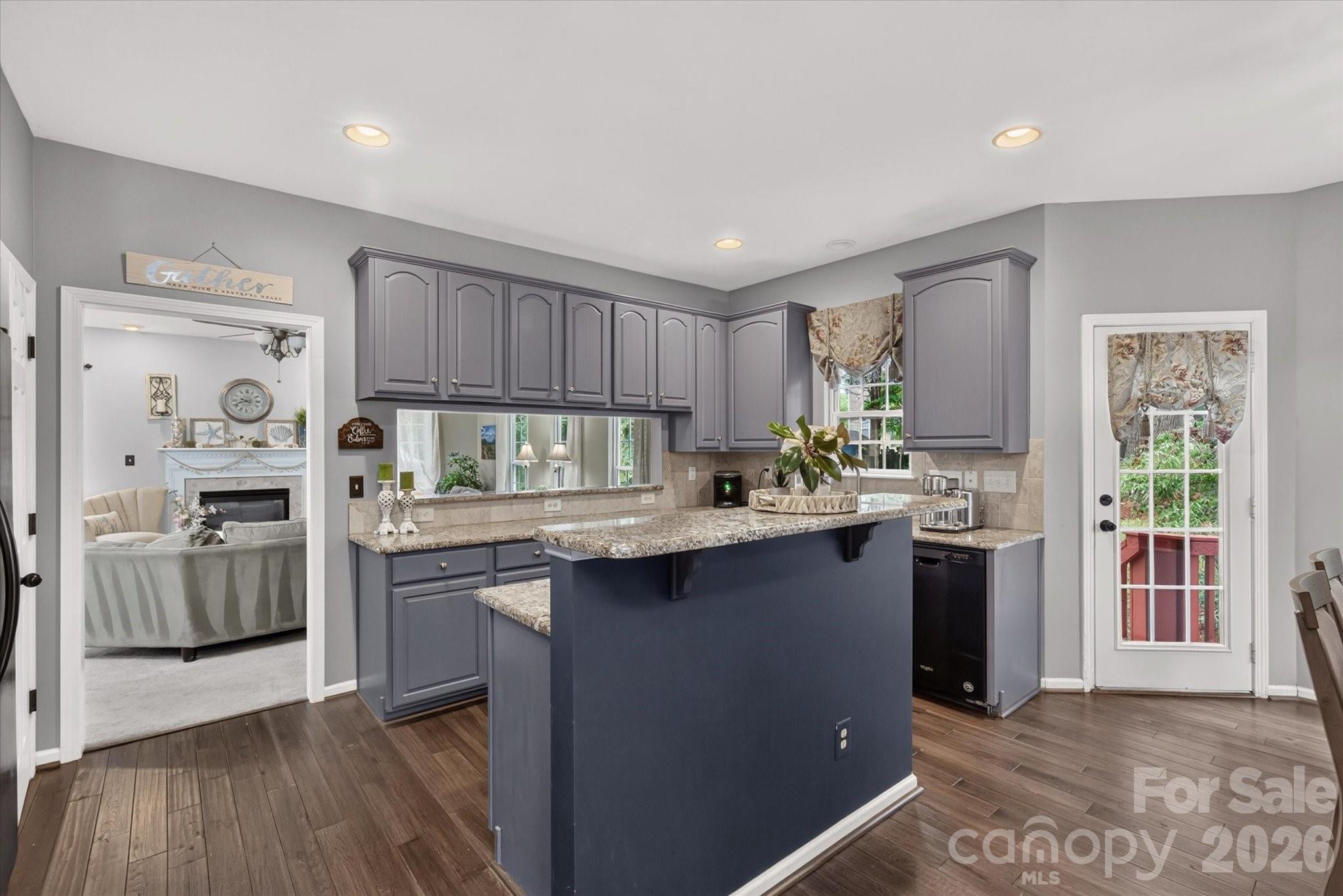 4134 Oakton Ridge Court — Matthews