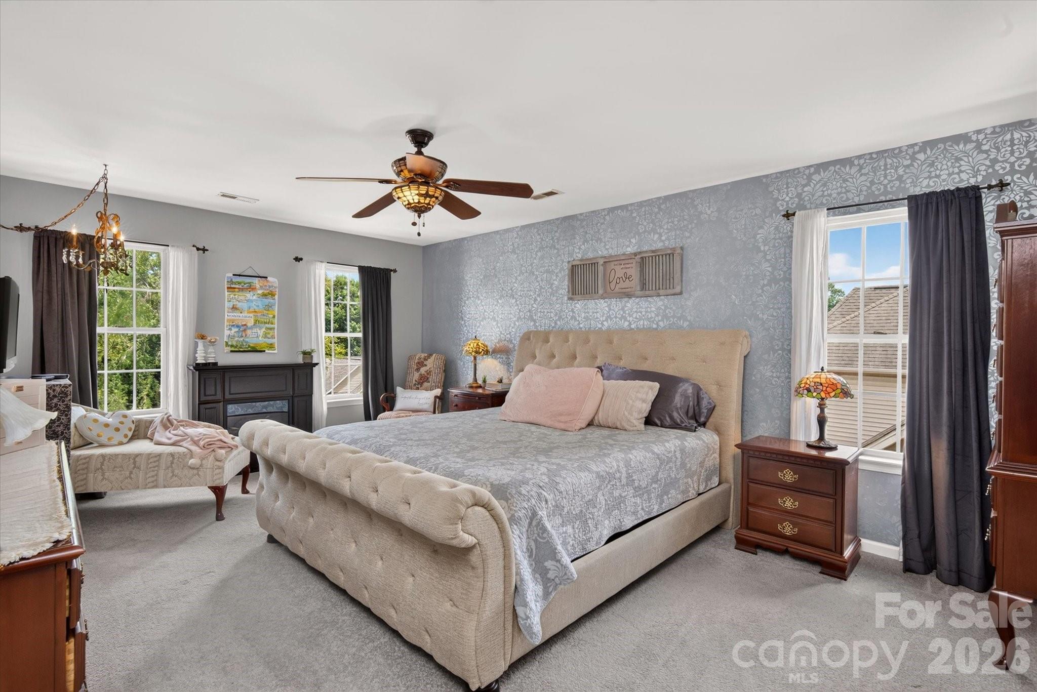 4134 Oakton Ridge Court — Matthews