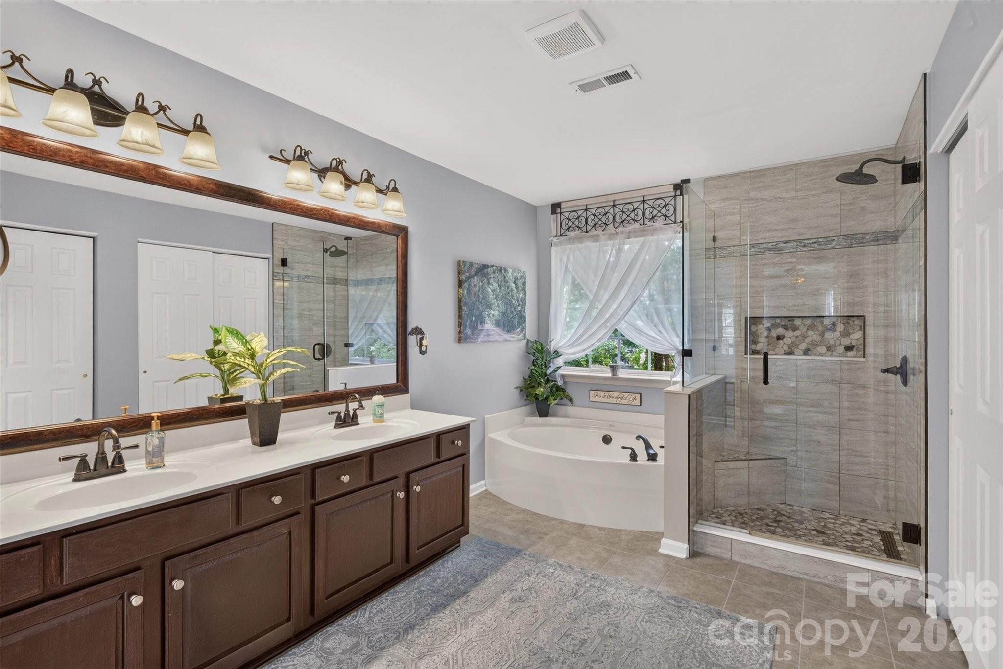4134 Oakton Ridge Court — Matthews
